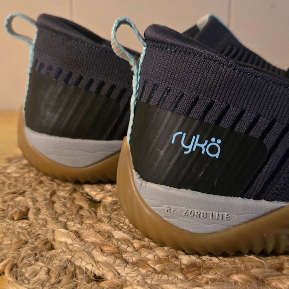 Ryka Echo Ladies Knot Slip On Sneakers Size 8.5 - Picture 5 of 9